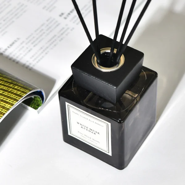 150ml Square Wood Cap Glass Reed Diffuser Bottle - Image 2
