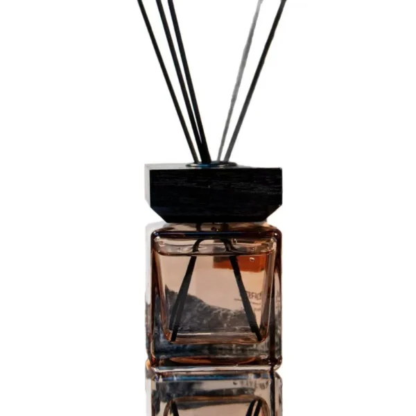 150ml Square Wood Cap Glass Reed Diffuser Bottle - Image 4
