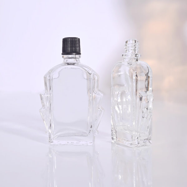 Empty Wind Medicated Oil Bottles - Image 2