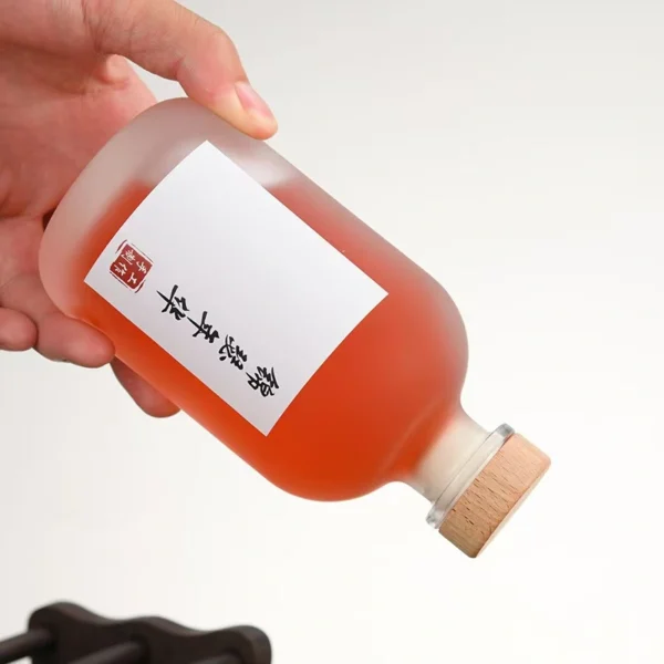 Custom 250ml glass juice container with lid - Image 4