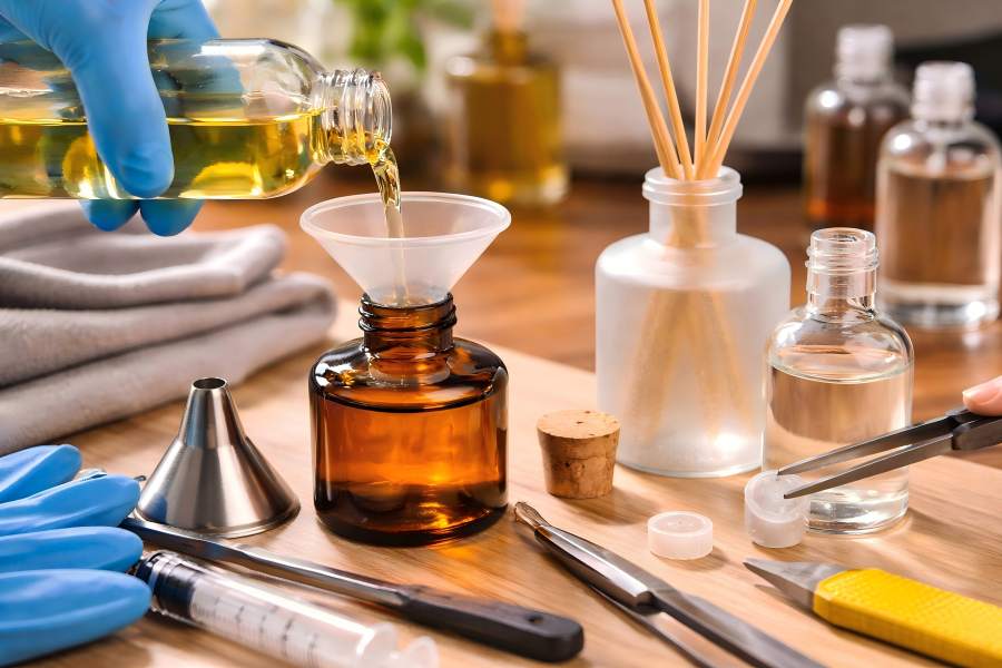 Open Glass Diffuser Bottles to Refill