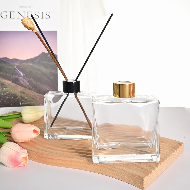 Eco-Friendly Premium Flat Square Glass Aroma Diffuser Bottle with Collar 2 Eco-Friendly Premium Flat Square Glass Aroma Diffuser Bottle with Collar - Image 2